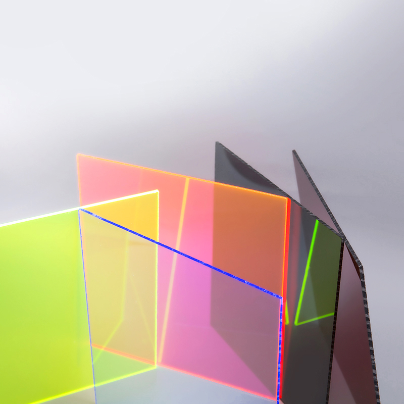 Gennemsigtig farverig akrylplade