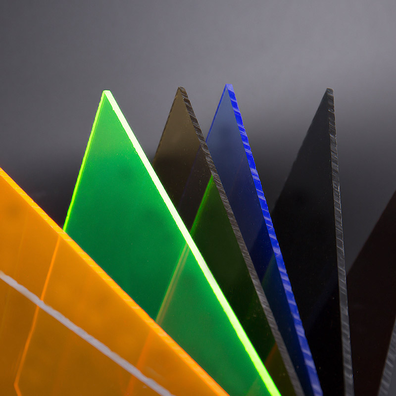 Gennemsigtig farverig akrylplade
